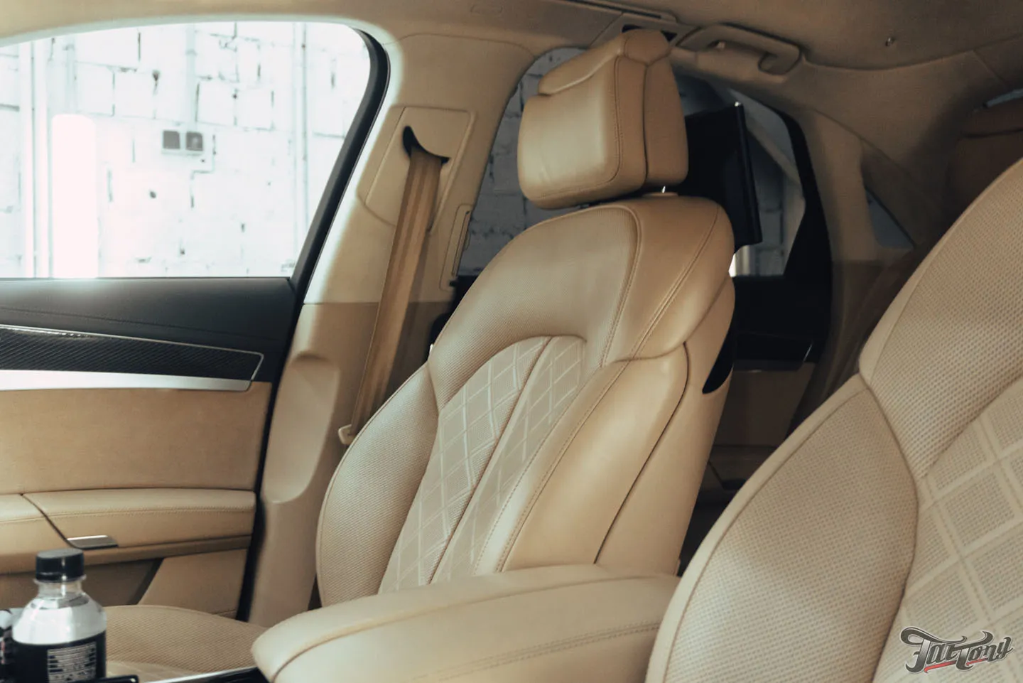 Химчистка салона для Audi S8. Что еще планируется?